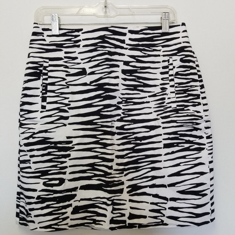 Trina Turk for BR Zazzy Zebra sateen, size 6, NWT